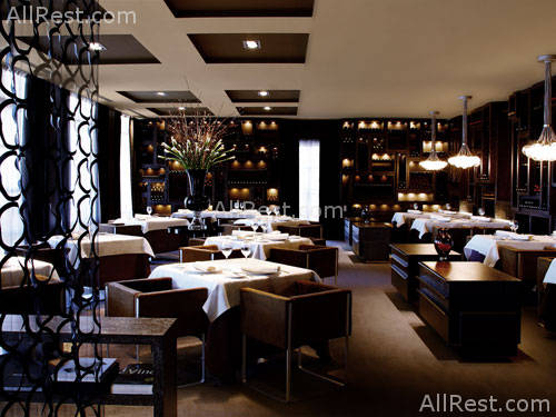 Arts Ritz Carlton 30